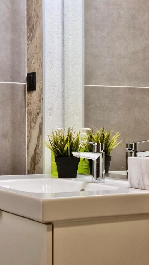 Old Town City Center Apartment Ruse Bagian luar foto
