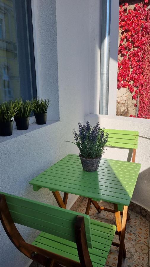 Old Town City Center Apartment Ruse Bagian luar foto